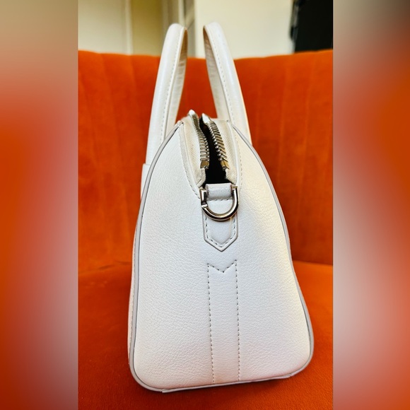 Small white Antigona bag - Picture 3 of 6